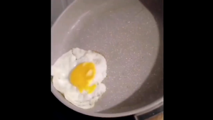 Terra Craft กระทะเคลือบหินอ่อน ขนาด 22-28cm กระทะหินอ่อน ไม่ติด ทำความสะอาดง่าย ใช้ได้กับเตาทุกประเภท กระทะทรงลึก อเนกประสงค์ ทำอาหารได้หลากหลาย ปลอดภัยต่อสุขภาพ