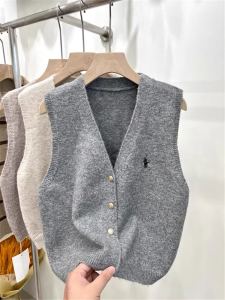 French Knitted Vest Womens Outerwear Autumn Winter Popular Sweater Cardigan Shoulder Pad Small Size Top Versatile V-neck Single-button