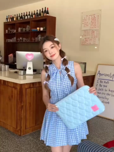 Laptop bag ins embroidered love waterproof and shockproof tablet liner bag suitable for 9.7 10 11 13 14 15.6 inches