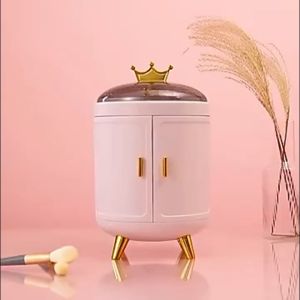 ที่ใส่เครื่องประดับงานพรีเมี่ยม อลังการมาก ดูมีระดับ มีชั้นใส่ของมาก ใส่เครื่องประดับได้ทุกแบบ ทรงกลม