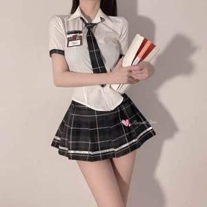 ชุดนักเรียนคอสเพลย์สาวอวบ(3XL) มาแบบ 2 ชิ้น ตัวเสื้อเชิ้ตสีขาวแขนสั้นขอบสก็อต พร้อมส่ง 2 สี P-612