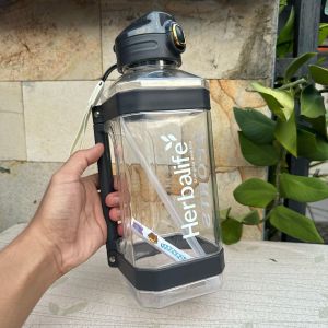 Botol Minum 1800 ml Hblf Dengan Sedotan dan Gagang