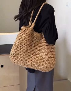 กระเป๋าสานเกาหลีใบใหญ่ เหมาะกับการเที่ยวและถ่ายรูปชายหาด จุของได้เยอะ (จัดส่งจากกรุงเทพ)B162