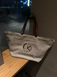 2025 New Womens Canvas Tote Bag Retro Lettering Large Capacity Shoulder Bag Casual British Style Foldable Soft Leather Handbag