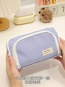 Portable Large Capacity Aesthetic Pencil Bag and School Case Pen Holder Cute Zipper Pouch for Girls Stationery Simple Style