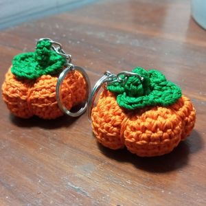 Gantungan Kunci Rajut handmade (beli 2 gratis 1)