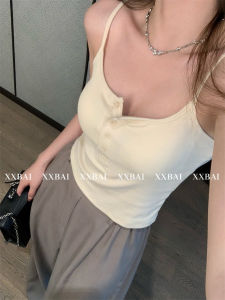 เซ็กซี่ ไม่ซ้ําใคร ดีไซน์ กระดุมชุดเล็ก เสื้อกั๊ก ผู้หญิง แจ๊กเก็ต แผ่นรองหน้าอกในตัวด้านหลังสวยงาม สายคล้อง เสื้อกั๊ก ฤดูร้อน 2024 Short