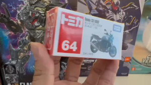 Mô hình xe máy Tomica No.64 Honda CB1000F - Tỷ lệ 1/32 - Hàng chính hãng Takara Tomy