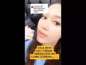Krim Malam Anti Aging dengan Retinol & Pelembab Wajah