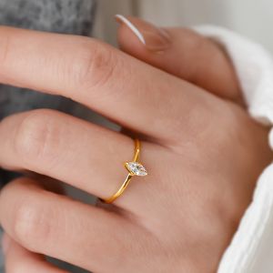 Retro Luxury Knotting Zirconia Fine Ring for Women Plated 18K Gold Index Finger Middle Finger Stacking Fresh out Fashion Jewelry