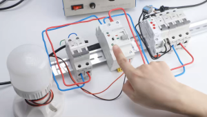 Din Rail 2P 63A ATS Dual Power Automatic Transfer Switch Electrical Selector Changeover Switches