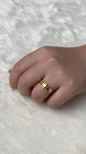 TOMEI Silver Whispers Collection Domino Ring