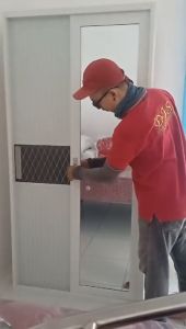 Lemari Baju Besi LB-A19 - Lemari Baju Sliding - Lemari SLiding Baju - Lemari Baju - Lemari Baju anti karat - Lemari Baju