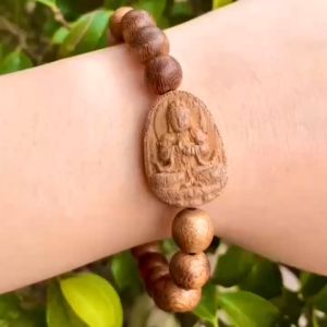 Vòng tay trầm hương mix mặt Phật bản mệnh Vạn An Group mang đến may mắn bình an tài lộc