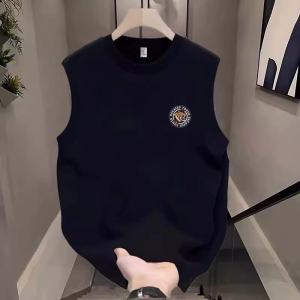 Heavy Weight Pure Cotton Minimalist Athleisure Sleeveless Vest: A Perfect Match for Your Beach T-shirt