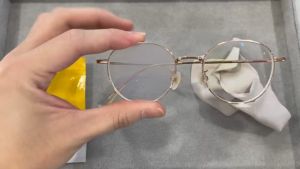 KODAK Anti-fog Microfiber Cleaning Cloth (1 pc) 100 times reusable