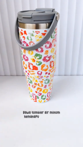 Tempflask 20oz/30oz Vacuum Insulated Water Bottle Tumbler Stainless Steel Water Bottle Large Capacity Car Mug Carrying Hot And Cold Thermoflask Cup as a Christmas gift