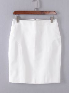 กระโปรงสั้นเอวสูงทรงเข้ารูปสีขาว กระโปรงสั้นทรงเข้ารูปสำหรับผู้หญิงในช่วงฤดูร้อน สไตล์ทำงาน กระโปรงทรงเอ ทรงเอ ทรงเข้ารูป