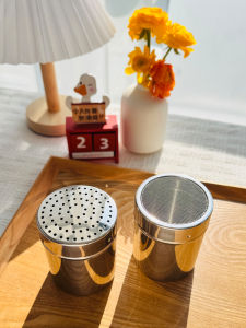 304 Stainless Steel Sugar Powder Sieve Kitchen Spice Jar Baking Tool with Lid Cocoa Powder Sieve Creative Style Storage Bottle