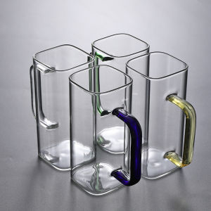 ถ้วยแก้วสแควร์ Ins สไตล์ทนความร้อนกาแฟนมเครื่องทำความร้อนผู้หญิงถ้วยอาหารเช้าพร้อมที่จับถ้วยข้าวโอ๊ตถ้วยสไตล์นอร์ดิก