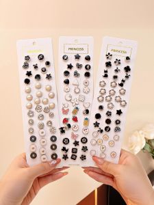 Mini Elegant Fashionable High-End Chest Pin Womens Accessory with Invisible Clasp to Prevent Light Walking-Stylish Rabbit Brand Design