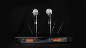 GTSVSOMA™ UR24D แท้ ไมโครโฟน 450M ไมล์ ไร้สาย 4 เสาอากาศ โลหะ ไมค์ ร้องเพลง และ ไมโครโฟน ไมค์ ร้องเพลง ไมโครโฟน ไมค์ ลอย ไร้ สาย ไมค์ ลอย และ ไมโครโฟน ไมค์ คาราโอเกะ เสริมความสวยงามให้กับสินค้าของคุณ