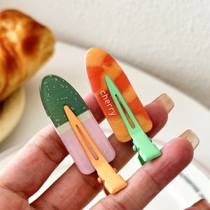 กิ๊บติดผมสีสันสดใส ทรงเรียบง่าย สไตล์เกาหลี สำหรับผู้หญิง วัสดุอื่นๆ กิ๊บติดผมแบบมีซี่รูด ราคาไม่เกิน 10 หยวน