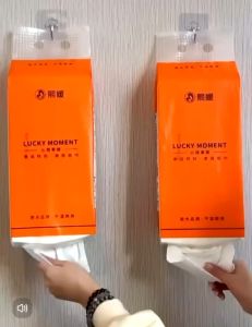 4 Packs Hanging Tissue🔥Ready Stock🔥320 sheets Soft Facial 4-ply Botare Lucky Moment Tisu Gantung 壁挂纸抽