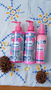 [DATE MỚI] Combo dầu gội và dầu xả cho trẻ em Balea Happy Berry cho tóc suôn mượt dễ chải chai 250ml + 200ml