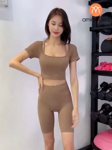 Bộ Thể Thao Nữ Lửng Chính Hãng AMI MEDEA - Áo Croptop Có Mút Phối Quần Lửng Legging Co Giãn Tôn Dáng Thoáng Mát G2-003