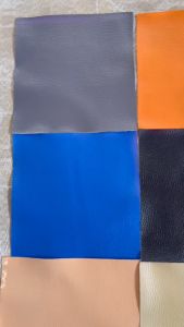 450ml สีสเปรย์พ่นหนัง พลาสติก คอนโซลไฟเบอร์ สีสะอาด เปลี่ยนสี สีพ่นสีภายในรถ สามารถยองถานะเกาะและแทรกซึมเข้าเนื้อหนังได้อย่างดีไม่เหม็นกลิ่น สำหรับสีและสีพ่น สีที่มีนั้นได้รับการผลิตแบบสดาน