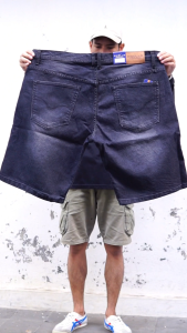 Celana Pendek Pria Jumbo Big Size Bahan Jeans Denim Distro
