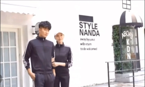 Se7en shop เสื้อแจ็กเก็ตชาย เนื้อผ้าใส่สบาย ดีไซน์เก๋ มีกระเป๋า เหมาะสำหรับทั้งชายและหญิง เสื้อแจ็คเก็ต + กางเกงลำลอง