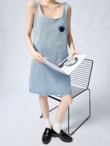 Guuli ผู้หญิง เดนิม เสื้อกั๊ก เดรส ฤดูร้อน รูปแบบใหม่ ทรงเอ กระโปรงสั้น ธรรมชาติ เอว สไตล์การเดินทาง รูปตัว H สีบริสุทธิ์ เดรส