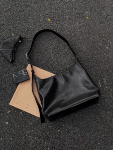 Retro Fancy Large Capacity Totes Special-Interest Design Fashion Underarm Bag Womens All-Match Commute Shoulder Messenger Bag