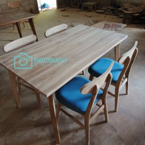 MEJA MAKAN JATI TUA - P120XL80XT75