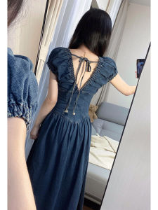 เกาหลี ชิค French Vintage Tea Break คอวี พลีท สูง เอว แขนฟองเปลือย มีเข็มขัด เดนิม เดรส ทรงเอ ฤดูร้อน เดินทาง