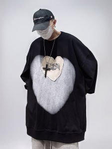 Oversized Loose Hip Hop Style Sweatshirt for Men with Heart Design