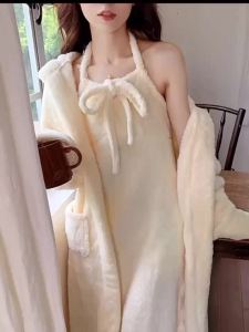 [ Tỷ Lệ Khen Ngợi Vượt Quá 98% Cùng Mẫu ] Đồ ngủ nữ cao cấp Pure Desire Girl bằng vải lông san hô mùa đông mới áo choàng dày váy ngủ cổ yếm