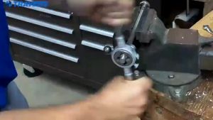 12 Pcs 20 Pcs 40 Pcs Hand tap and die set Alat Snai dan Tap Ulir Baut Senai Die Senei hand tap set kunci pas set Pro Mati M6-M12 Baut Mur Peralatan Tangan Logam Paduan