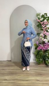 Baju Couple Batik Pria Wanita Kebaya Jumbo LD 120cm Sarimbit Kondangan Wisuda 2025