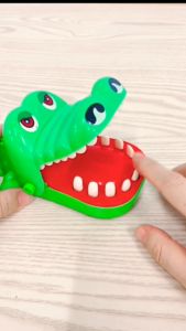 Crocodile Dentist Bite Finger Family Game