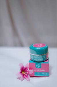 Paket Eliza Beauty Cream bpom kemasan terbaru krim siang malam
