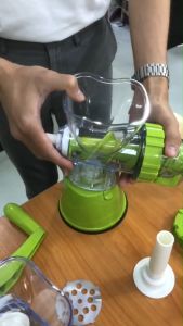 เครื่องบดสับ ไม้ใช้ไฟฟ้า เครื่องคั้นน้ำผลไม้ บดสับ บดหมู คั้นน้ำผลไม้แยกกาก เครื่องบด คั้นน้ำผลไม้ HHsociety