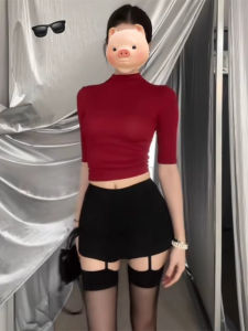 Red Slim Fit Short Sleeve T-Shirt Womens Summer 2025 New Style Casual High Collar Inner Wear Top Fashionable Slimming Shortie