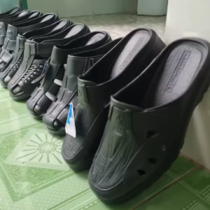 DÉP NHỰA NAM BÍT MŨI DNNBM002
