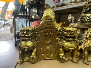 Thái sơn thạch cảm đương nghê thái sơn thạch trấn trạch cao 16cm x ngang 18cm nặng 1.7kg