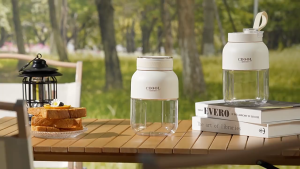 700ML Portable Blender - 1-Cup 2-Lids Ice Crush & Go |Type-C RechargeableTravel Smoothie Juice Cup