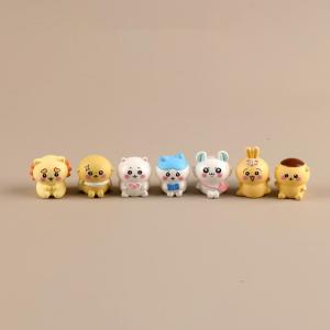 Mini Cute Uzaki Chika Desktop Decoration Resin Craft Micro Landscape Two-Dimensional Cartoon Style Home Decor Accessories