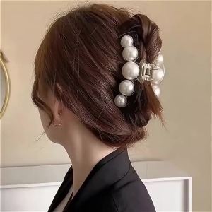 Korean Simulated Pearl Hair Claws for Women Acrylic Hair Clips Girls Large Size Barrette Shark Clip Fashion Hair Accessories